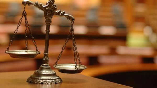 Присяжный сорвал вынесение вердикта по делу о вымогательстве в Алматы: процесс начали заново