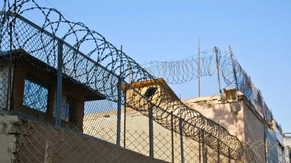 Десять человек погибли в ДТП в Мангистау: водителя выписали из больницы и водворили в СИЗО
 
Десять человек погибли в ДТП в Мангистау: водителя выписали из больницы и водворили в СИЗО