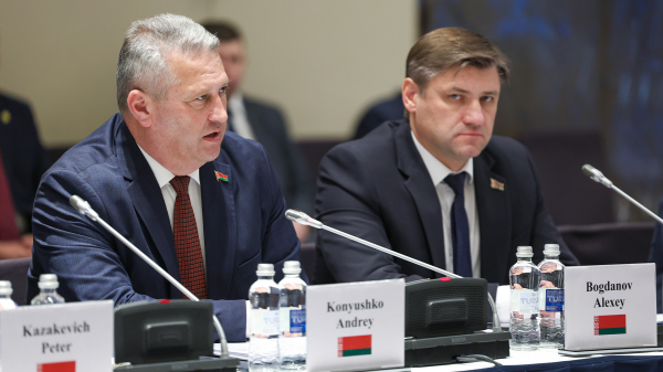 Казахстан и Беларусь укрепляют стратегическое сотрудничество Казахстан и Беларусь укрепляют стратегическое сотрудничество