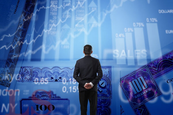 От микрочипов до электричества: кто лидирует в индексе S&P 500