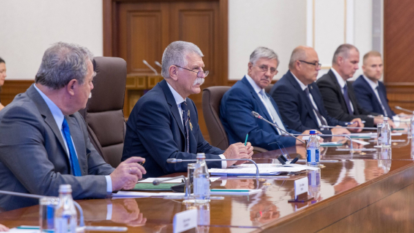 Казахстан и Венгрия договорились о развитии совместных производств