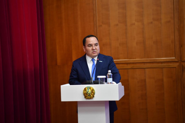 Казахстан ставит цель войти в топ-10 самых читающих стран мира