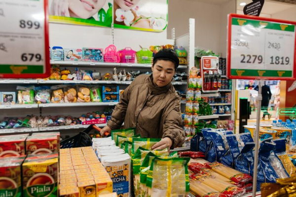 В Атырау в октябре продукты питания отечественного производства реализуются по ценам ниже на 15%