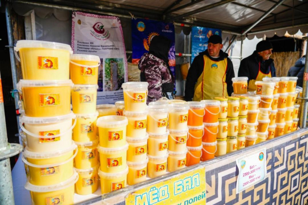 В столице представили более 800 тонн продукции на сельхозярмарке В столице представили более 800 тонн продукции на сельхозярмарке