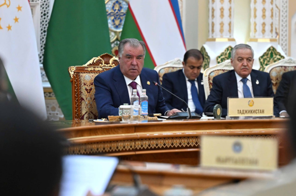 Потенциал региона, энергетика, логистика и языки – Токаев выступил на саммите "Центральная Азия – Россия"
Потенциал региона, энергетика, логистика и языки – Токаев выступил на саммите "Центральная Азия – Россия"