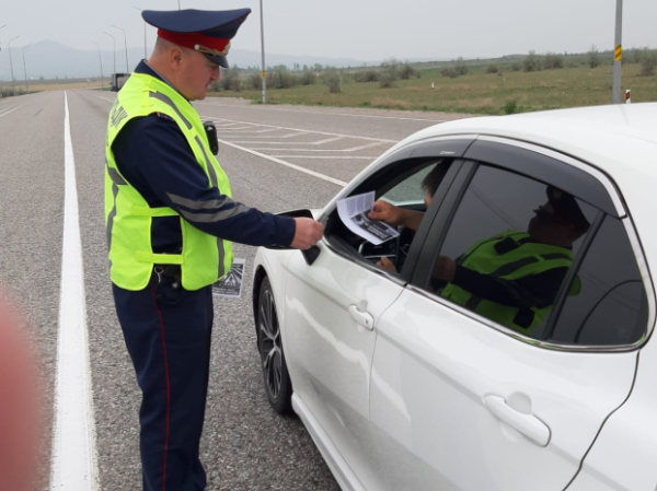 Нелегальных перевозчиков такси выявили в Павлодарской области
Нелегальных перевозчиков такси выявили в Павлодарской области