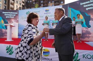 В Кокшетау 100 семей получили новые квартиры по программе реновации В Кокшетау 100 семей получили новые квартиры по программе реновации