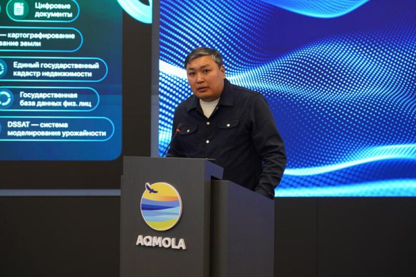 Аким Акмолинской области встретился с депутатами Мажилиса: акцент - на цифровизацию и развитие региона Аким Акмолинской области встретился с депутатами Мажилиса: акцент - на цифровизацию и развитие региона