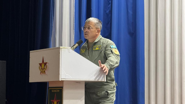 Замглавкома Силами воздушной обороны встретился с военнослужащими Алматы и Жетыгенского гарнизонов Замглавкома Силами воздушной обороны встретился с военнослужащими Алматы и Жетыгенского гарнизонов