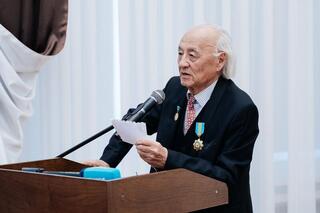 В Западно-Казахстанской области ко Дню Республики вручены государственные награды В Западно-Казахстанской области ко Дню Республики вручены государственные награды