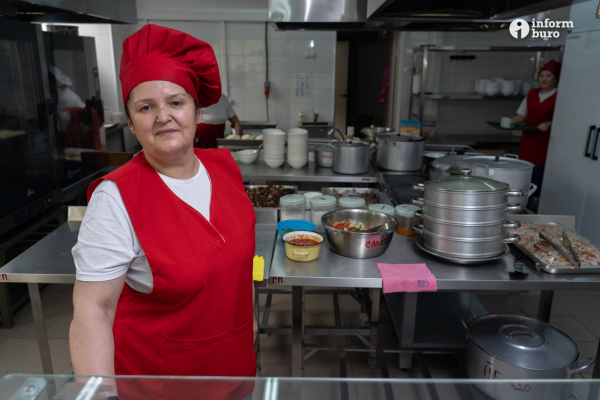 
Чем кормят в казахстанских школах после "оздоровления" детского меню – фоторепортаж Informburo
