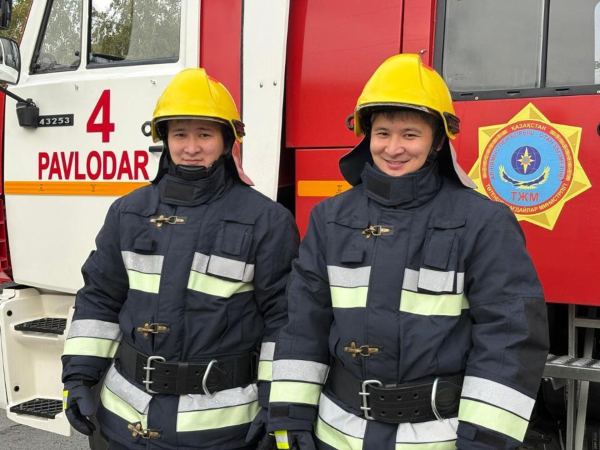 Братья-близнецы служат в МЧС Казахстана