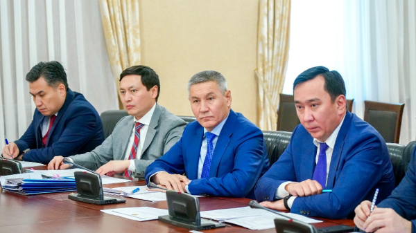 Казахстан готовится к умеренно тёплой зиме и возможным паводковым вызовам Казахстан готовится к умеренно тёплой зиме и возможным паводковым вызовам