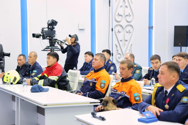 Казахстанские спасатели отмечают 30-летие службы: помощь оказана почти миллиону человек