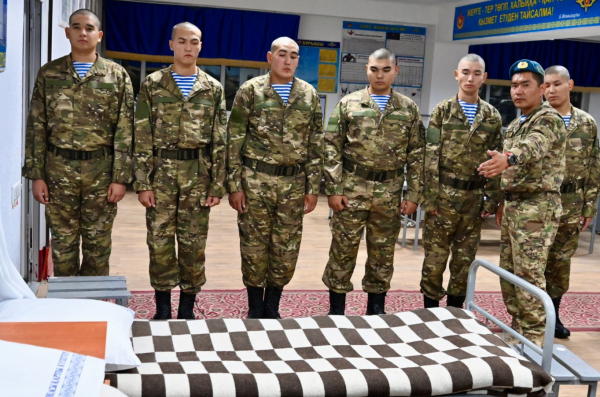 Более 600 солдат пополнят десантно-штурмовую бригаду Конаевского гарнизона Более 600 солдат пополнят десантно-штурмовую бригаду Конаевского гарнизона