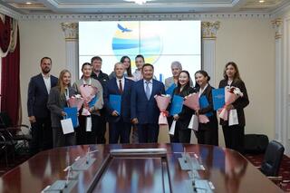 Аким Акмолинской области встретился с баскетбольной командой «Окжетпес» Аким Акмолинской области встретился с баскетбольной командой «Окжетпес»
