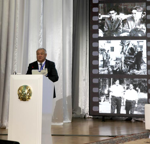 В Карагандинском университете отметили юбилей академика Букетова