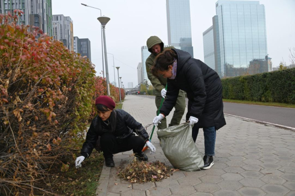Военнослужащие поддержали республиканскую экологическую акцию «Таза Қазақстан»