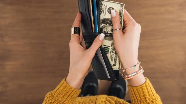 Жительница Астаны солгала о больном ребёнке и потратила собранную помощь на отпуск
Жительница Астаны солгала о больном ребёнке и потратила собранную помощь на отпуск