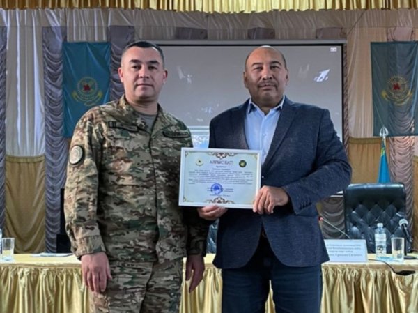 В Нацгвардии провели встречу с Олимпийским чемпионом Ермаханом Ибраимовым В Нацгвардии провели встречу с Олимпийским чемпионом Ермаханом Ибраимовым