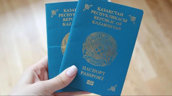 «Разрабатывали первичный тенге». Какие сотрудники Нацбанка участвуют в редизайне паспорта Казахстана