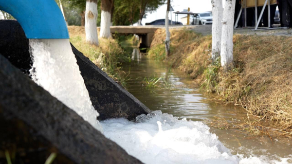 В Казахстане внедрят электронные договоры и онлайн-оплату за поливную воду В Казахстане внедрят электронные договоры и онлайн-оплату за поливную воду