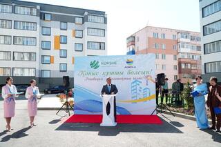 В Кокшетау 100 семей получили новые квартиры по программе реновации В Кокшетау 100 семей получили новые квартиры по программе реновации