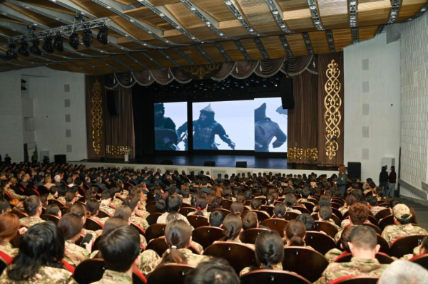 В Астане прошла военно-патриотическая акция «Ел қорғау – нағыз ерлер ісі» В Астане прошла военно-патриотическая акция «Ел қорғау – нағыз ерлер ісі»