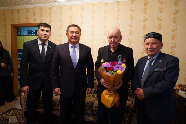 Рабочая поездка акима области в Шортандинский район: развитие инфраструктуры и встреча с ветераном труда Рабочая поездка акима области в Шортандинский район: развитие инфраструктуры и встреча с ветераном труда