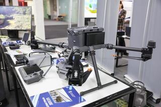 Аким Павлодарской области Асаин Байханов поздравил Торайгыров университет с 65-летием