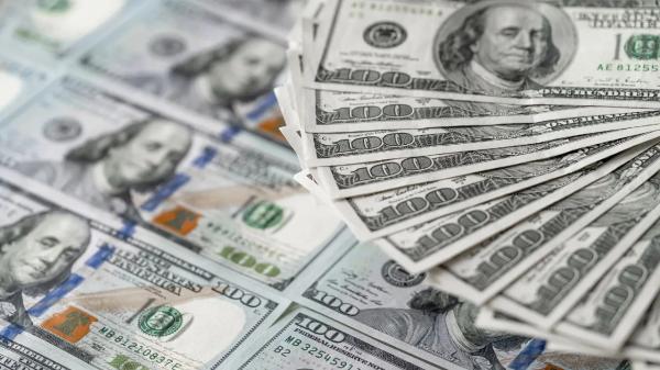 Курс доллара вырос к тенге на бирже 14 октября