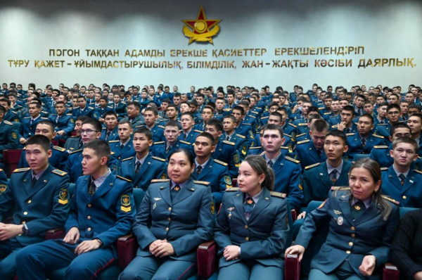 В столичном военном колледже состоялось мероприятие ко Дню Республики