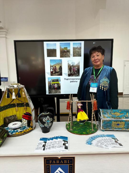 Алматы чествует ветеранов и пенсионеров Алматы чествует ветеранов и пенсионеров