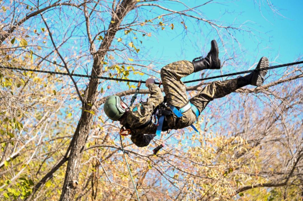 Юные астанчане сделали первый шаг к служению Родине