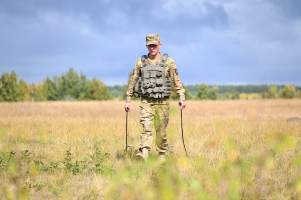 От 1994 года до современных технологий - военные связисты отмечают профессиональный праздник От 1994 года до современных технологий - военные связисты отмечают профессиональный праздник