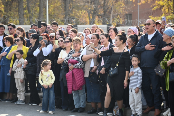 В Шымкенте воспитанники военного колледжа приняли «Клятву» В Шымкенте воспитанники военного колледжа приняли «Клятву»