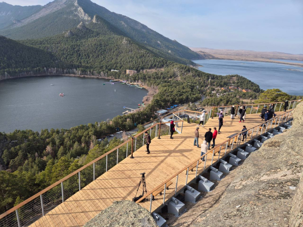 Ещё семь смотровых площадок открыли в Бурабае: где они находятся
 
Ещё семь смотровых площадок открыли в Бурабае: где они находятся