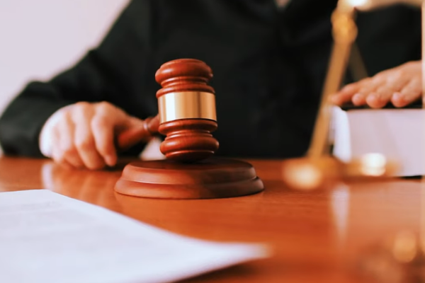 Блогер из Актау выиграл кассационный суд у Антикора