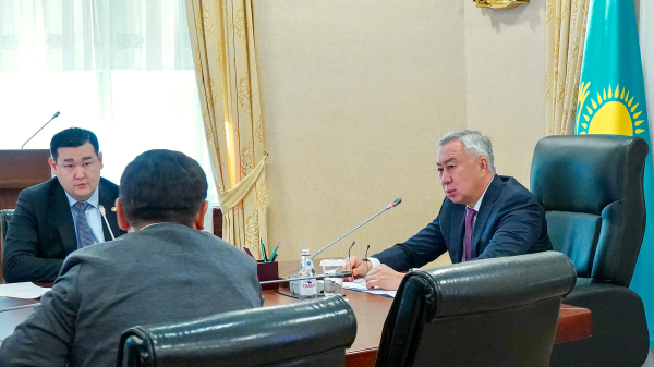 Казахстан завершает уборочную кампанию: собрано 99% зерновых площадей Казахстан завершает уборочную кампанию: собрано 99% зерновых площадей