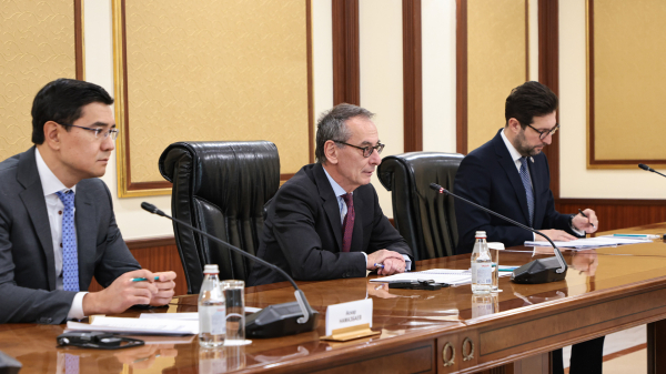 KGIR-2025: Бектенов представил планы Казахстана по привлечению иностранных инвестиций KGIR-2025: Бектенов представил планы Казахстана по привлечению иностранных инвестиций