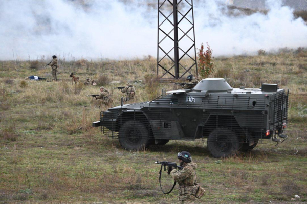 В рамках учений «Бекет-2025» отработаны алгоритмы реагирования на комплексные вызовы В рамках учений «Бекет-2025» отработаны алгоритмы реагирования на комплексные вызовы