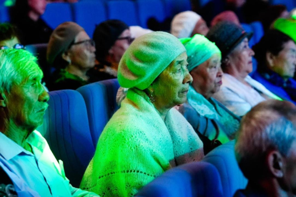 Год рабочих профессий: в Астане отметили лучших работников и ветеранов труда Год рабочих профессий: в Астане отметили лучших работников и ветеранов труда