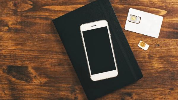 Сдал в аренду 35 SIM-карт: мужчину подозревают в помощи мошенникам в Костанайской области
 
Сдал в аренду 35 SIM-карт: мужчину подозревают в помощи мошенникам в Костанайской области