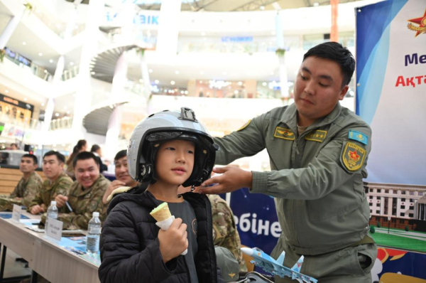 В Актау прошла ярмарка вакансий для желающих поступить на воинскую службу В Актау прошла ярмарка вакансий для желающих поступить на воинскую службу