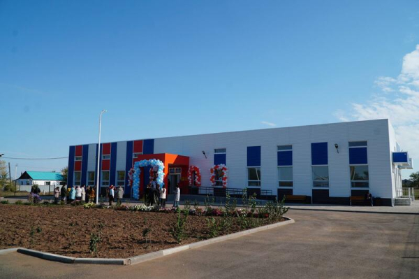 В селе Аксай Есильского района открылась современная врачебная амбулатория В селе Аксай Есильского района открылась современная врачебная амбулатория