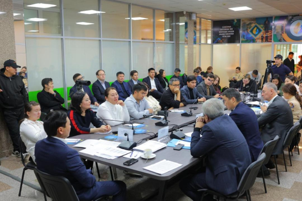 В Астане прошла дискуссия о будущем коммунального сектора Казахстана В Астане прошла дискуссия о будущем коммунального сектора Казахстана