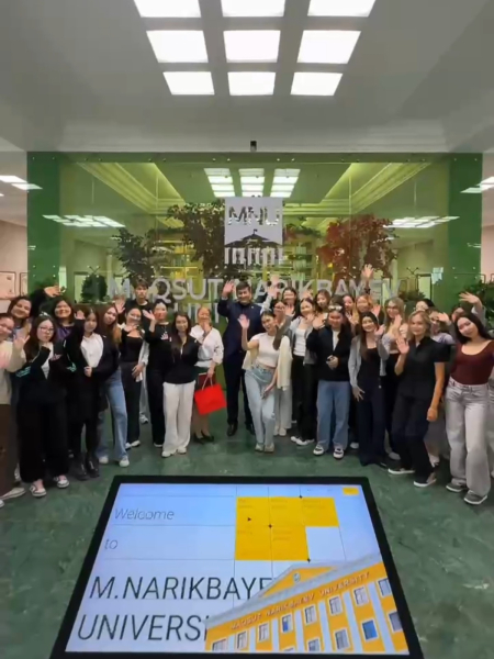 В Maksut Narikbayev University состоялась встреча со спикером Нацгвардии МВД В Maksut Narikbayev University состоялась встреча со спикером Нацгвардии МВД