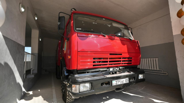 МЧС усиливает противопожарную безопасность в сельских районах Казахстана МЧС усиливает противопожарную безопасность в сельских районах Казахстана