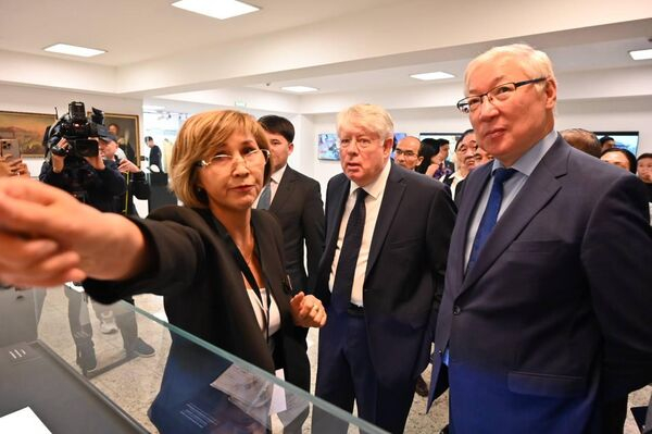 В Астане открылась выставка, посвященная Пушкину и Шолохову