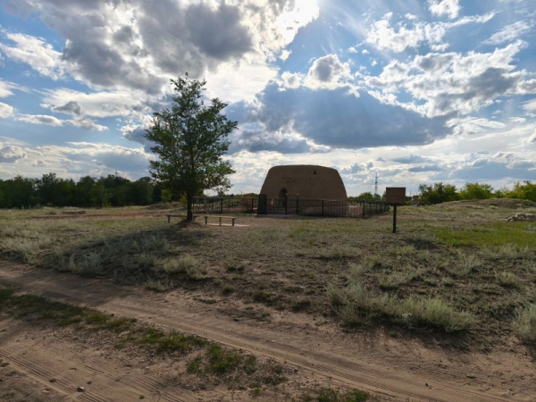 История оживает: в Карагандинской области реставрируют памятники предков История оживает: в Карагандинской области реставрируют памятники предков